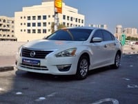 Used 2015 Nissan Altima for sale in Dubai