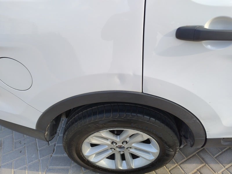 Used 2013 Ford Explorer for sale in Dubai