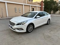 Used 2016 Hyundai Sonata for sale in Riyadh