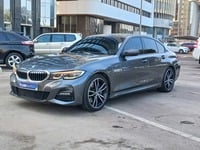 Used 2019 BMW 330 for sale in Abu Dhabi