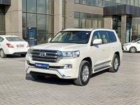 Used 2016 Toyota Land Cruiser for sale in Dubai