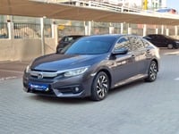 Used 2016 Honda Civic for sale in Dubai