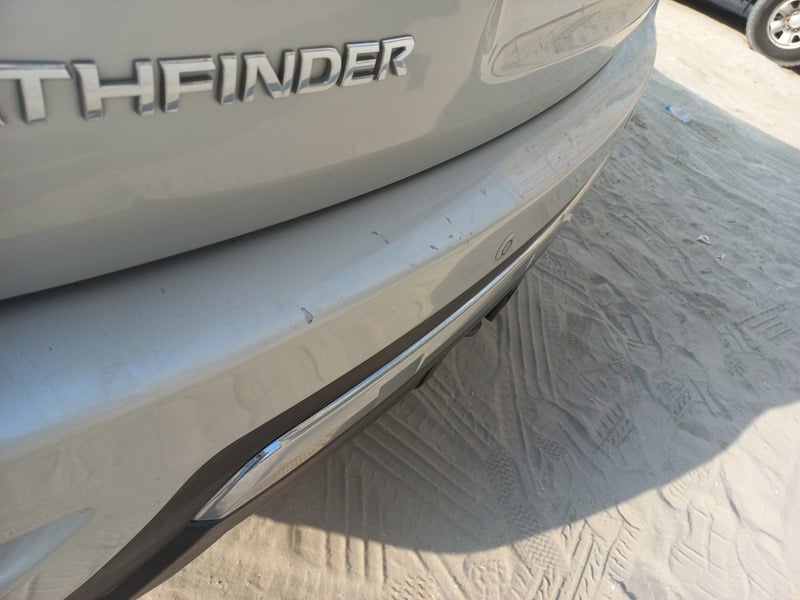 Used 2016 Nissan Pathfinder for sale in Sharjah