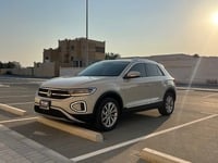 مستعمله 2023 فولكس واجن T-Roc للبيع فى أبوظبي