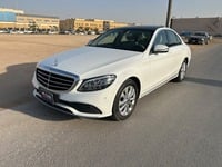 مستعمله 2020 مرسيدس C180 للبيع فى الرياض