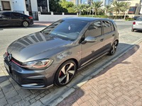 Used 2018 Volkswagen Golf for sale in Dubai