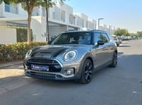 Used 2018 MINI Clubman for sale in Dubai