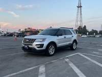 Used 2016 Ford Explorer for sale in Abu Dhabi