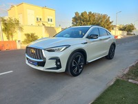 Used 2022 Infiniti QX55 for sale in Dubai