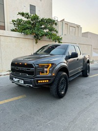 مستعمله 2018 فورد F150 للبيع فى راس الخیمة