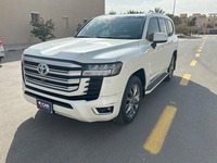 Used 2023 Toyota Land Cruiser for sale in Riyadh