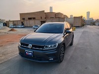 Used 2019 Volkswagen Tiguan for sale in Riyadh