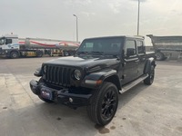 Used 2023 Jeep Gladiator for sale in Dammam