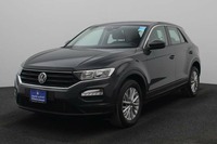 Used 2022 Volkswagen T-Roc for sale in Dubai