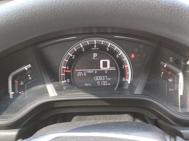 Car image 18