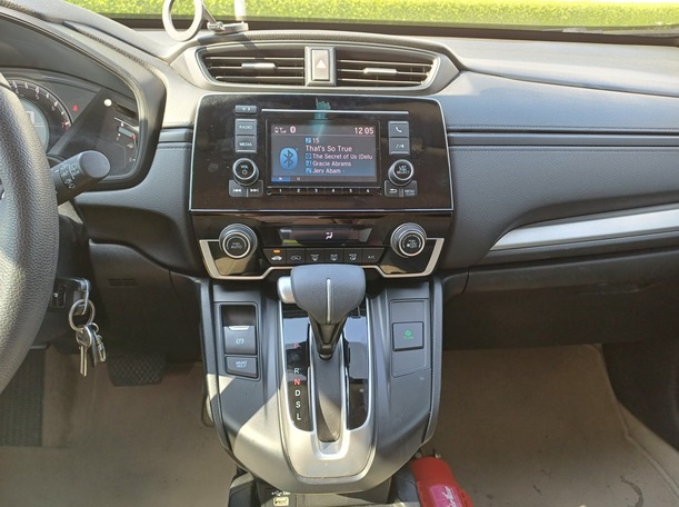 Car image 15