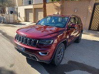 Used 2017 Jeep Grand Cherokee for sale in Riyadh