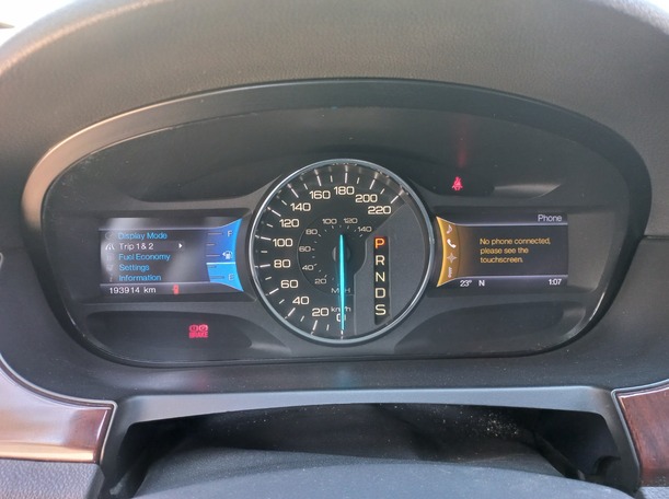 Car image 19