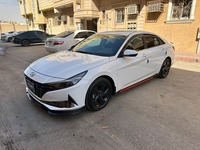 Used 2023 Hyundai Elantra for sale in Riyadh