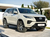 Used 2023 Toyota Fortuner for sale in Dubai