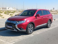 Used 2020 Mitsubishi Outlander for sale in Abu Dhabi