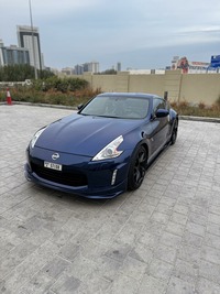 Used 2016 Nissan 370z for sale in Dubai