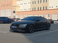 Used 2016 Audi RS7 for sale in Dubai