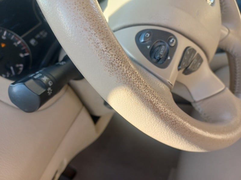 Used 2013 Nissan Pathfinder for sale in Dubai