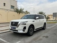 Used 2020 Nissan Patrol for sale in Abu Dhabi