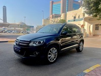 Used 2016 Volkswagen Tiguan for sale in Abu Dhabi