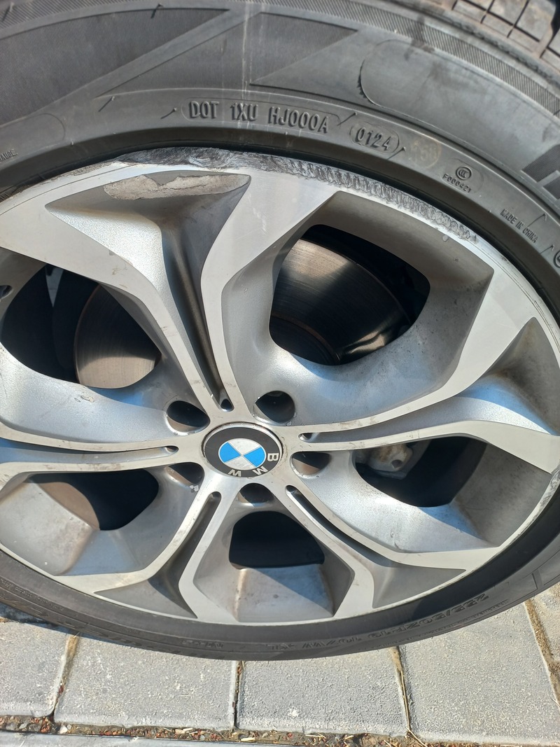 Used 2013 BMW X5 for sale in Dubai