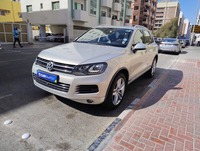 Used 2012 Volkswagen Touareg for sale in Dubai