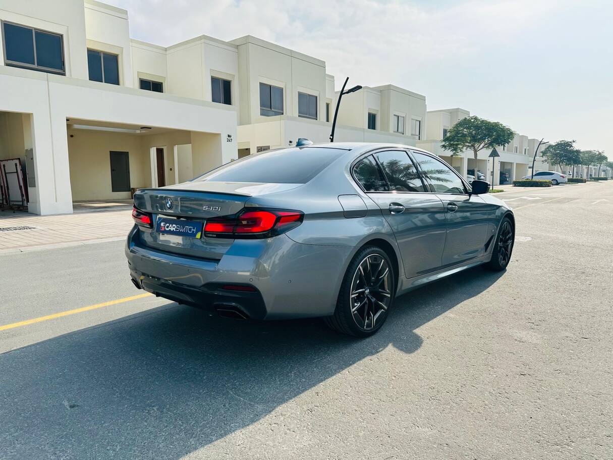 Car image 5