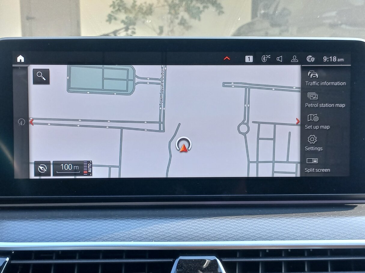 Car image 30