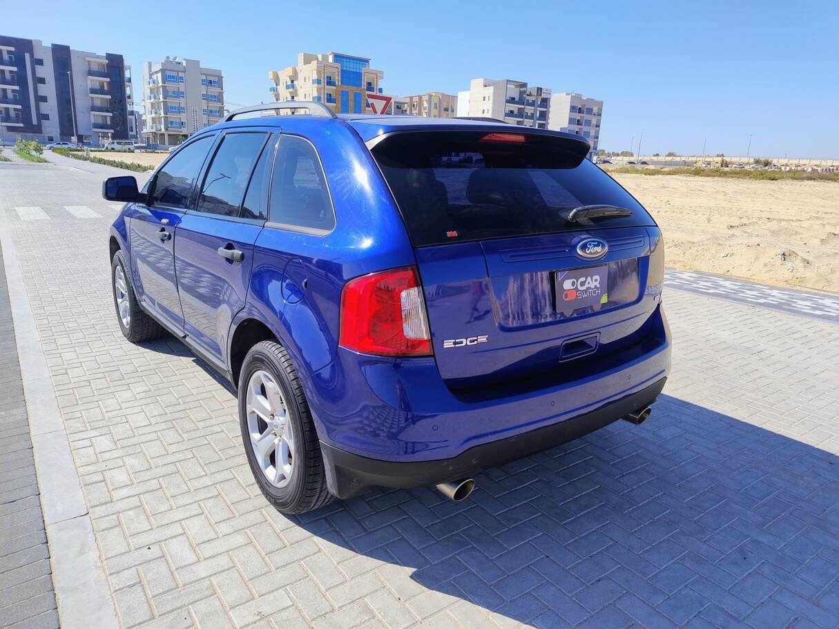 Car image 7