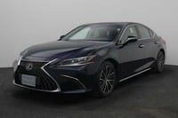 Used 2022 Lexus ES350 for sale in Dubai