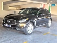 مستعمله 2018 انفنتي QX70 للبيع فى دبي