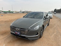 Used 2022 Hyundai Sonata for sale in Riyadh