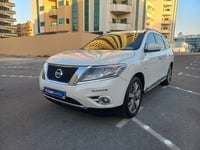 Used 2015 Nissan Pathfinder for sale in Dubai