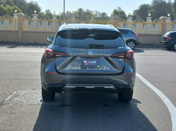 Car image 6