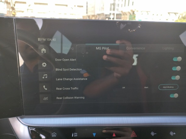 Car image 23