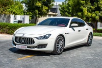 Used 2018 Maserati Ghibli for sale in Dubai