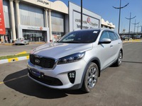 Used 2020 Kia Sorento for sale in Jeddah