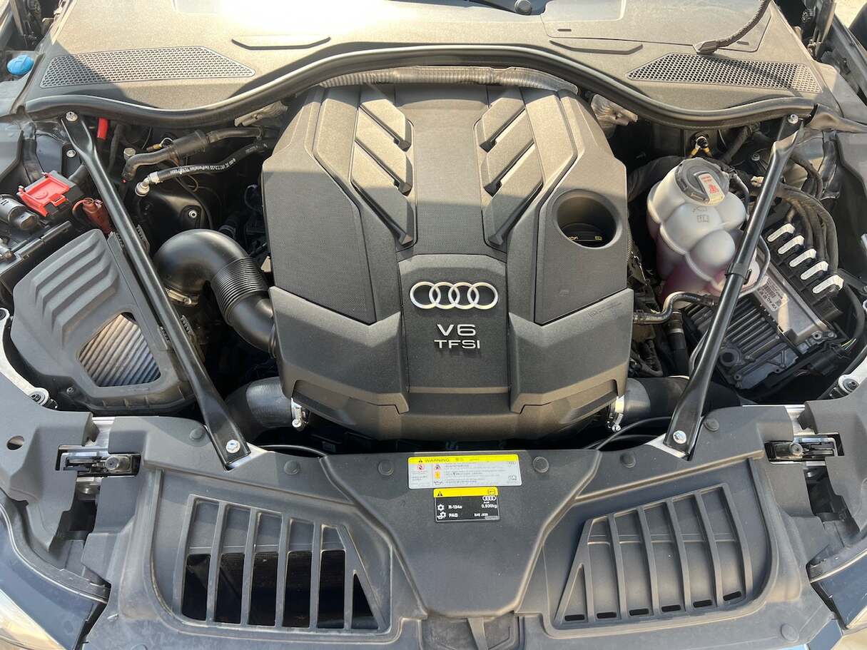 Car image 29
