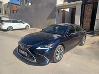 Used 2021 Lexus ES250 for sale in Riyadh