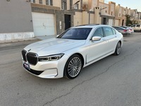 Used 2022 BMW 730 for sale in Riyadh