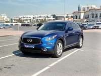 Used 2017 Infiniti QX70 for sale in Dubai