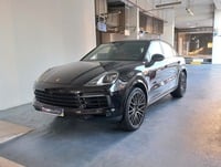 Used 2020 Porsche Cayenne for sale in Dubai