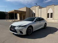 Used 2018 Lexus LS500 for sale in Riyadh