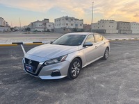 Used 2020 Nissan Altima for sale in Dammam